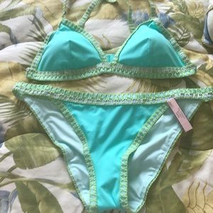 NWT Victoria’s Secret Bikini Size Large
